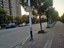 中创东 金鹰旁 海棠花园 诚心出 总价低