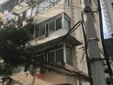 精品3层 地铁口 南北通大一房 精装修 苏州河畔