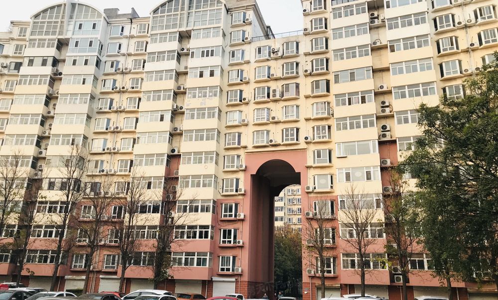 秀兰城市花园小高层7楼173平143万