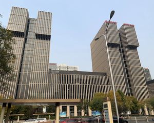 万达广场公寓1室1厅东北东北