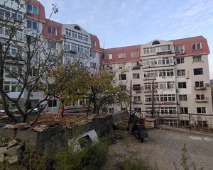 虎滩新区2路终点站地铁5号线两室68.61平
