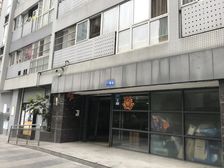 左右2室1厅东