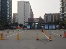 此房满五不唯一,不临路不临街采光好,双气中装大两房