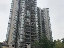 经开区 骏逸江南三房142万