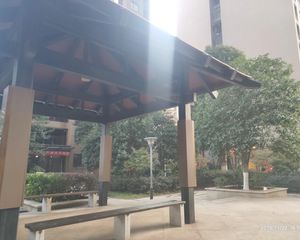 东塘左家塘2015年次新楼盘楼下是3号线桂花公园地铁口