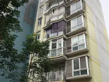 五里店 大湾车站 南方上格林青海苑 正规四房出行便利