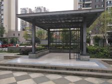 临江苑东区1室1厅西南