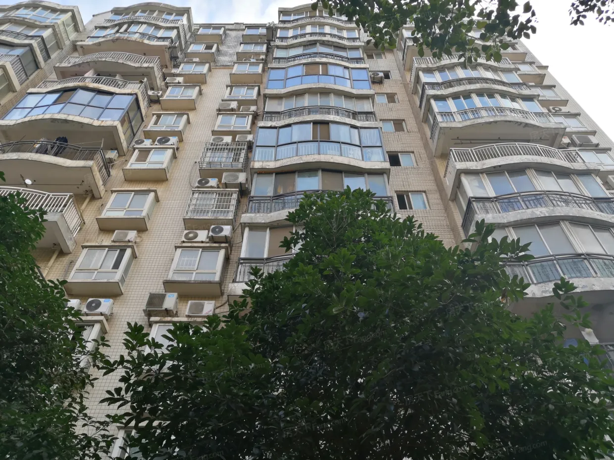 武汉明珠花园外景图