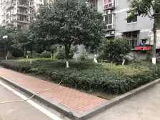 精装修三房,户型方正,采光好,交通便利,配套成熟