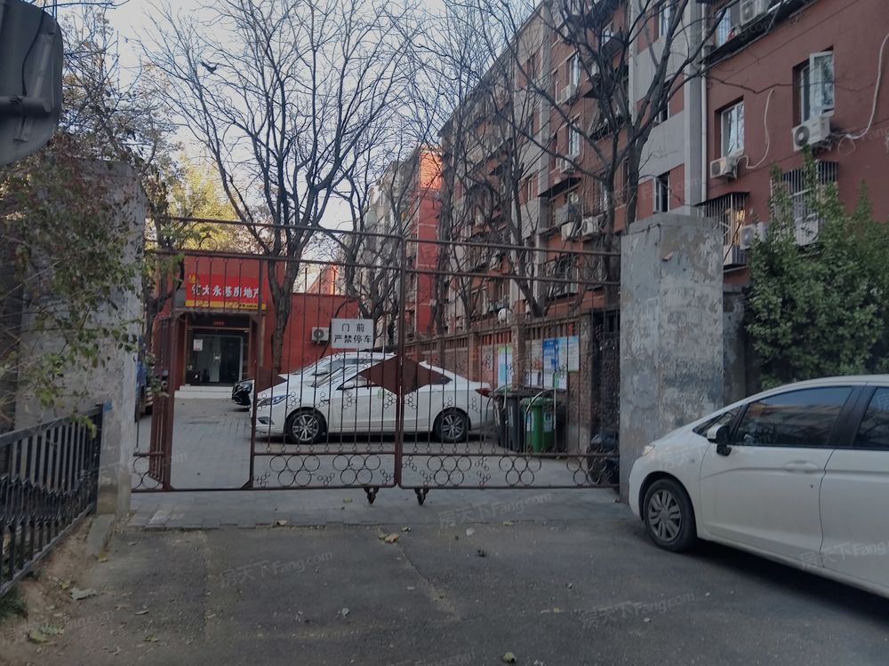小区相关图