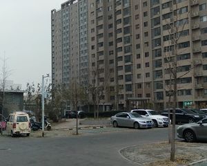 旧宫2012年建成南向全明格局一居室,户型方正