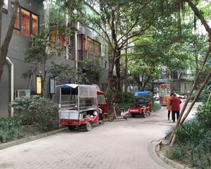 南阳盛世3室2厅东