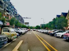 龙湖悠山庭院 小高层 通透横厅户型