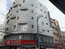 人民广场(曹光标)朝南一房一厅自住/出租适宜