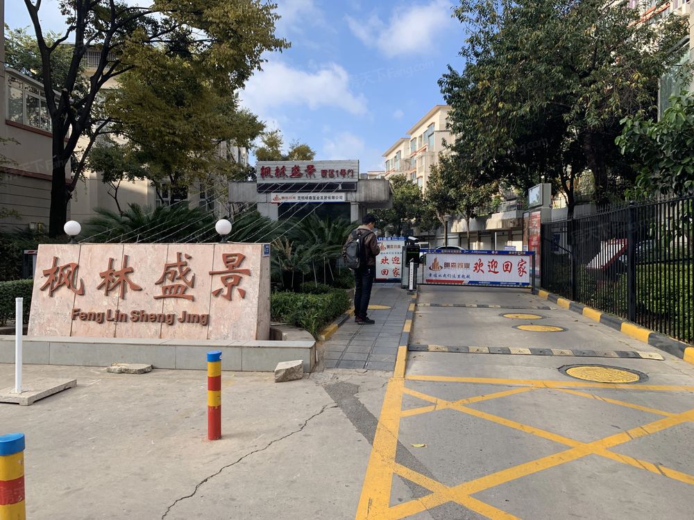 小区相关图