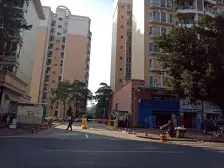 精装3房 有露台 人车分流 装修保养好 采光通风佳