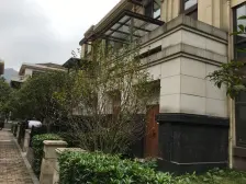 端户别墅大花园、可以装电梯、3+1结构 急售