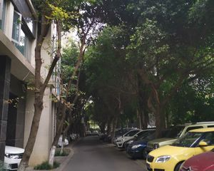 中海兰庭4室2厅东南