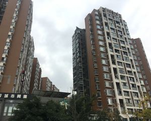 华银美景3室2厅东北