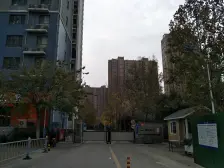 泉景精装两居室 中间楼层 带地下室 南北户型诚意出售