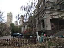 中海龙湾1楼精装修独立车库直接上楼