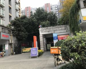 东林城市花园3室1厅东南