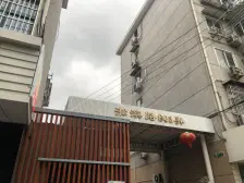 淞滨路803弄 次顶楼 近地铁 五年满 全明户型 价格便宜