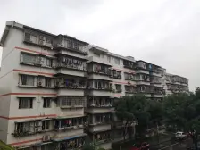 楼梯房 顶楼 钥匙在手 随时看房 小区门口公交车站