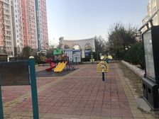 新新公寓6室3厅南北