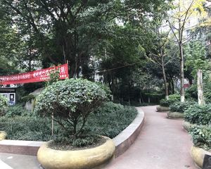 东林城市花园2室1厅南