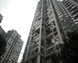 新港国际花园 2室2厅 南