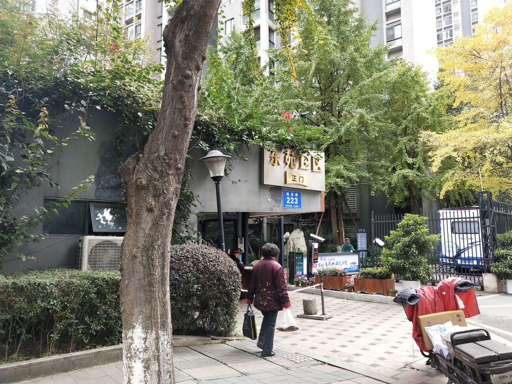 小区相关图