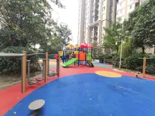 业主诚心出售 次新小区 中间楼层