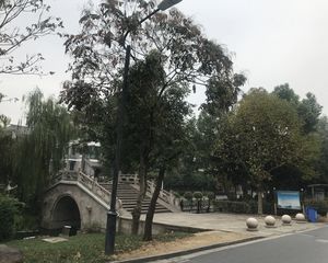 户型好,精装修,诚心出售,看房方便,