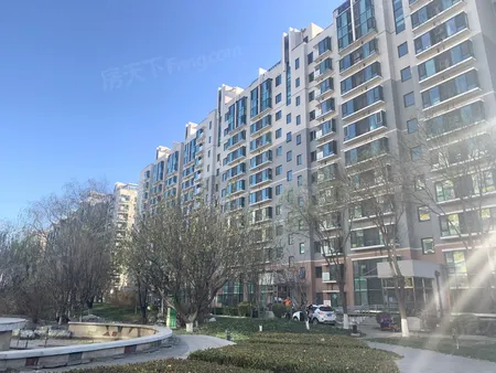 华纺易城东区 两居室 房屋保持好 温馨居家