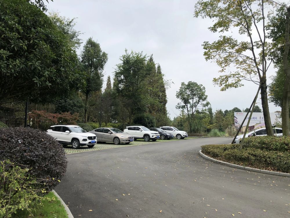 小区相关图