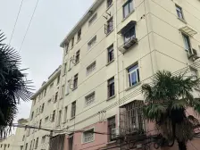 东风高楼层:采光可靠,双规交。。。