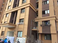 此房税费少 购房成本低 阳台在客厅