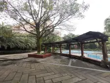 老洋房高品质 一梯两户 坐南朝北,带露台屋顶花园70平