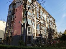 丽园B区 南北通透一居室 自住装修 低楼层 业主诚心出售
