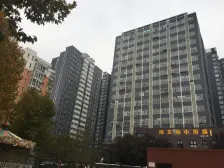 西南朝向 小三房 近地铁 满五 中间楼层采光好 购物方便