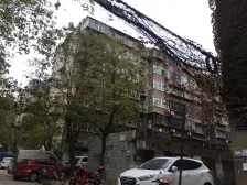 建成年代是1995年 双气小区 标准三房