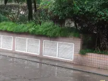 户型方正,住家装修 ,房子还是挺干净的。业主诚心。