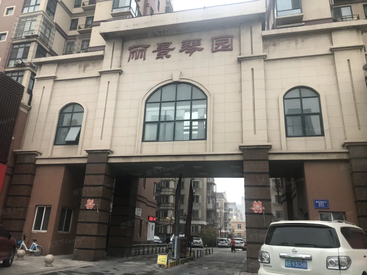 实景图-小区大门