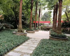 鸿阁一号1室1厅南