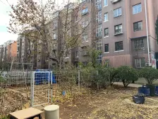 千山心城 南北向两室 1楼楼院 采光好 户型规矩