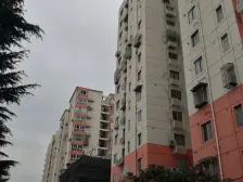 电梯大两房,房间厨卫宽敞出行方便,总价低,单价低