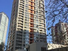 正东3.5环,楼下建国路,大望路地铁口,北京SKP