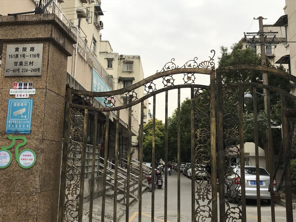 小区相关图