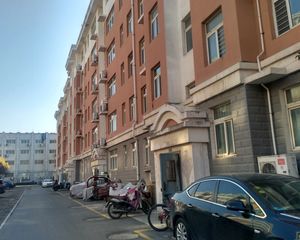 龙润花园3室1厅南北